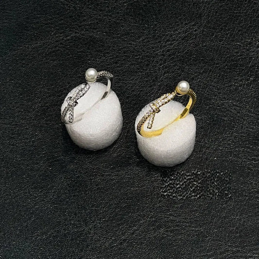 Pearl Twist Ring